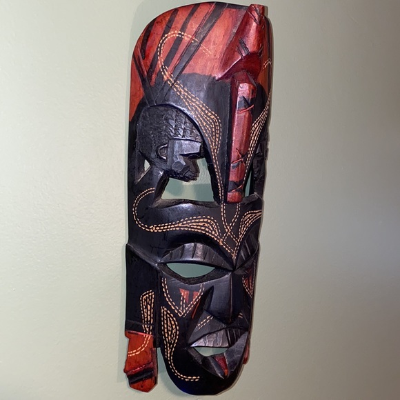 Decorative wooden mask -sold - Picture 2 of 11